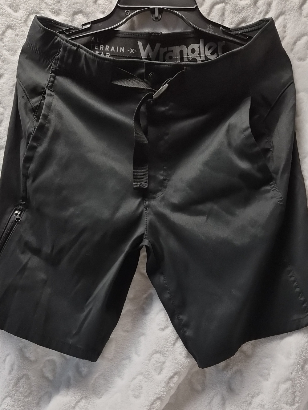Wrangler Black Men's Shorts with Zip Pocket